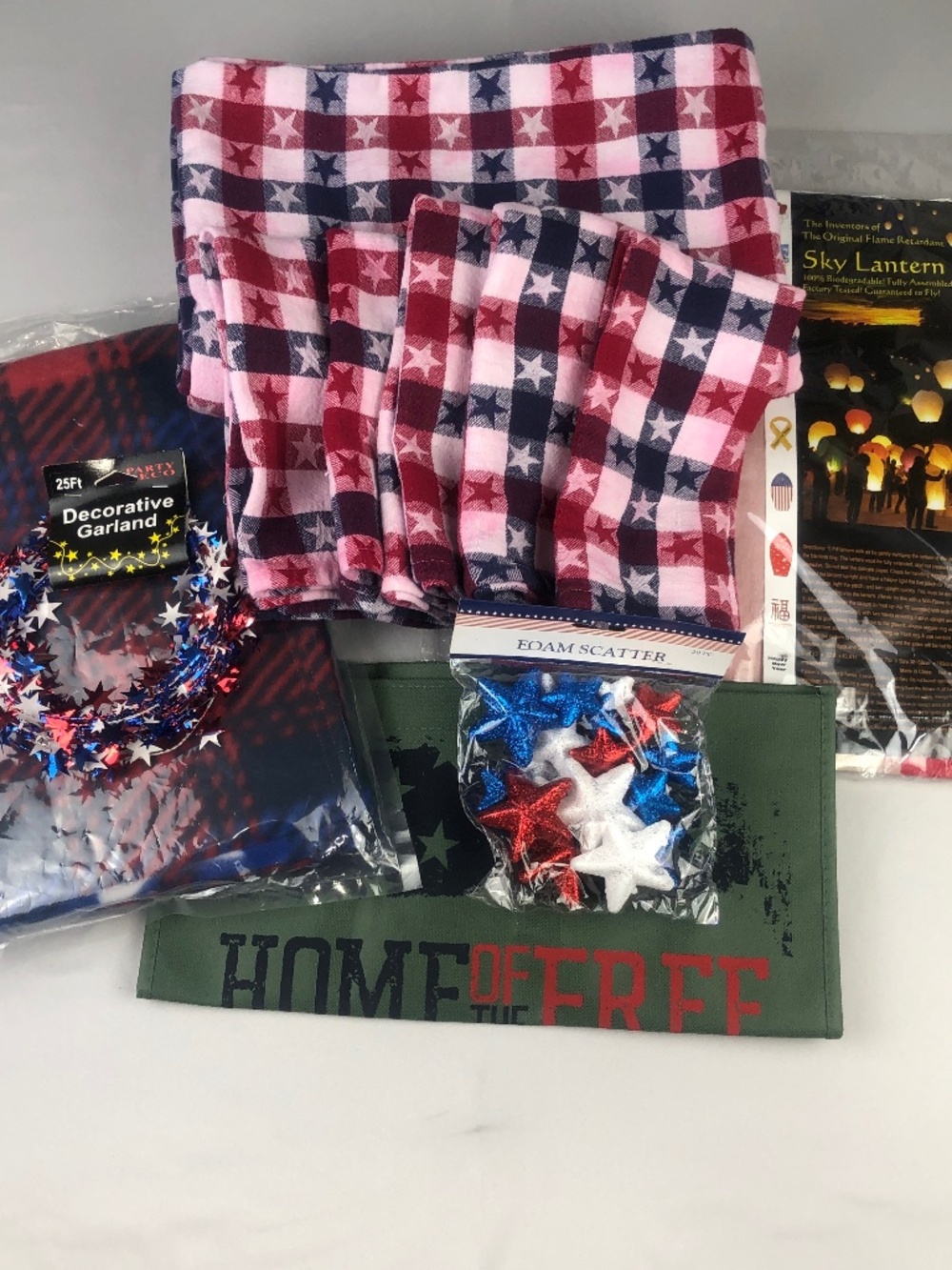 Vintage RWB Stars & Stripes Tablecloth, Napkins, Blanket & USA Celebration Pkg